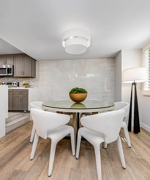 441 N Oakhurst Dr #203 — Photo 4