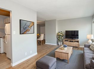 98 Wright St #3, Welland, ON L3B 2K1