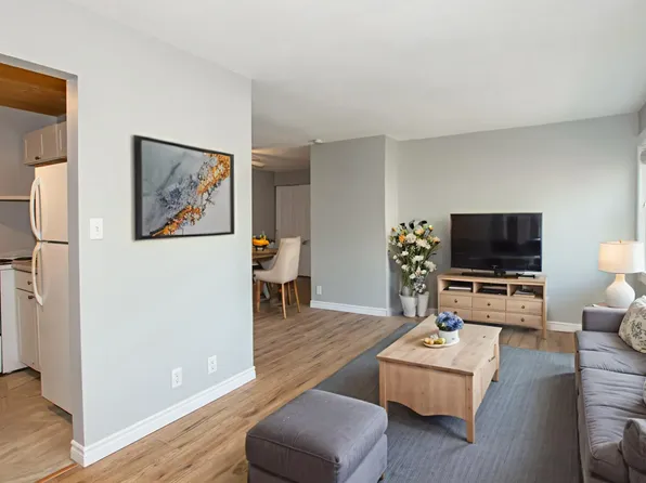 98 Wright St #3, Welland, ON L3B 2K1