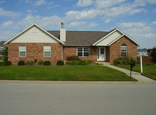 935 Clemson Ave, Fairview Heights, IL 62208