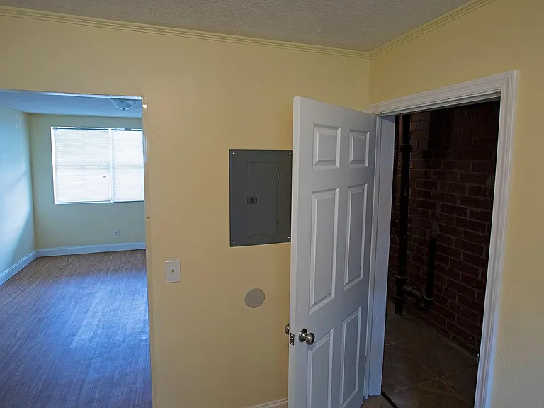 1225 Harrison St — Photo 14