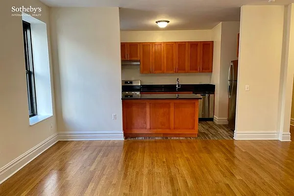 Rented by Sotheby's International Realty | media 12