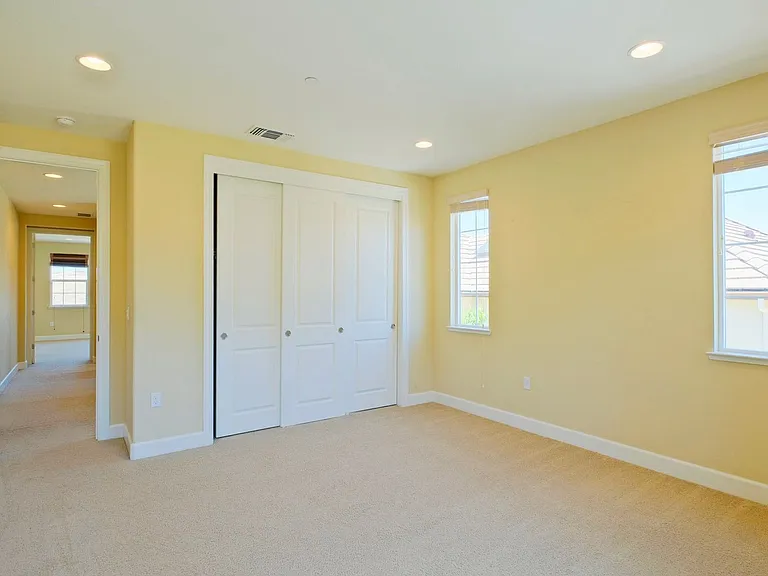 6536 Terrace Ridge Ct — Photo 17