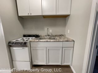 1814 W 7th St, Muncie, IN 47302