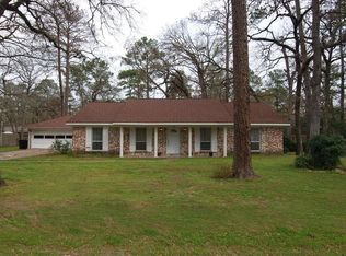 907 Golden Bear Ln, Humble, TX 77339