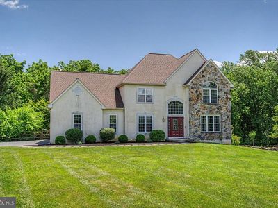 69 Meadowcroft Ln, Lincoln University, PA, 19352