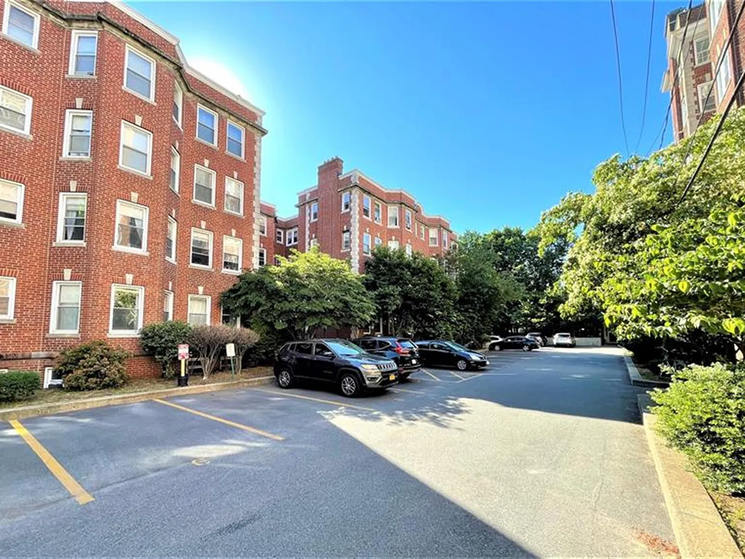 5 Craigie Cir — Photo 1