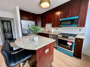 33 W Ontario St APT 31D, Chicago, IL 60654