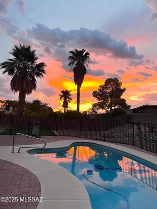 6880 N De Chelly Loop, Tucson, AZ 85741