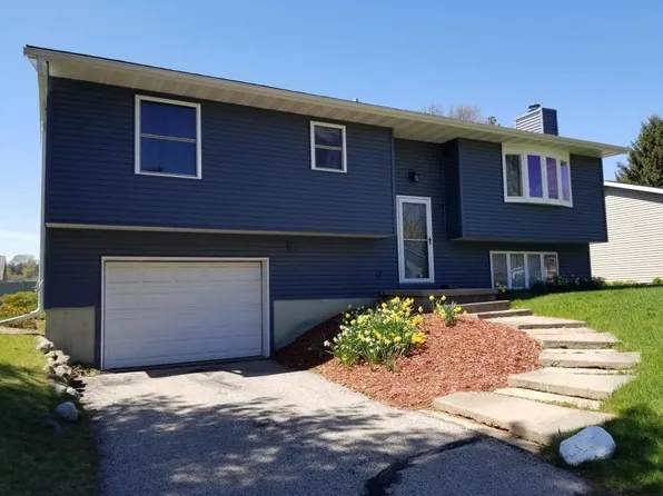 2226 WOODSIDE Drive, Cross Plains, WI 53528