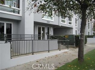 10878 Bloomfield St APT 404, Toluca Lake, CA 91602