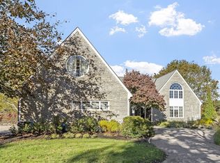 1409 Monument St, Concord, MA 01742