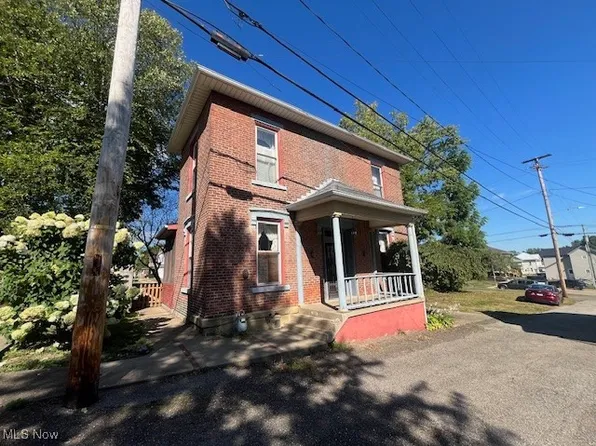 303 Mathews Dr, Cambridge, OH 43725