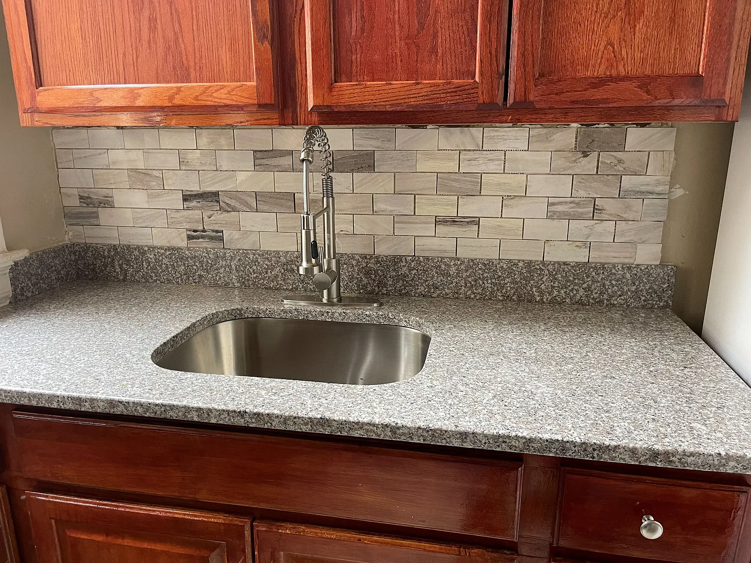 738 Brookline Blvd — Photo 2