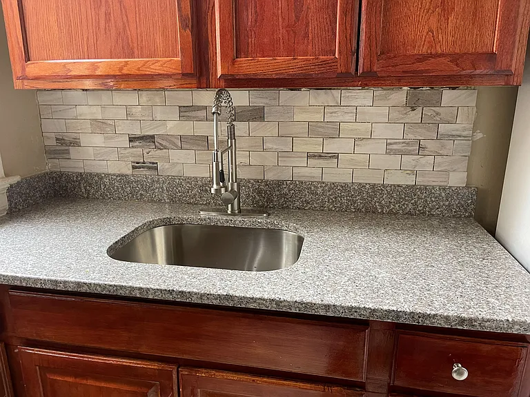 738 Brookline Blvd #5 — Photo 2