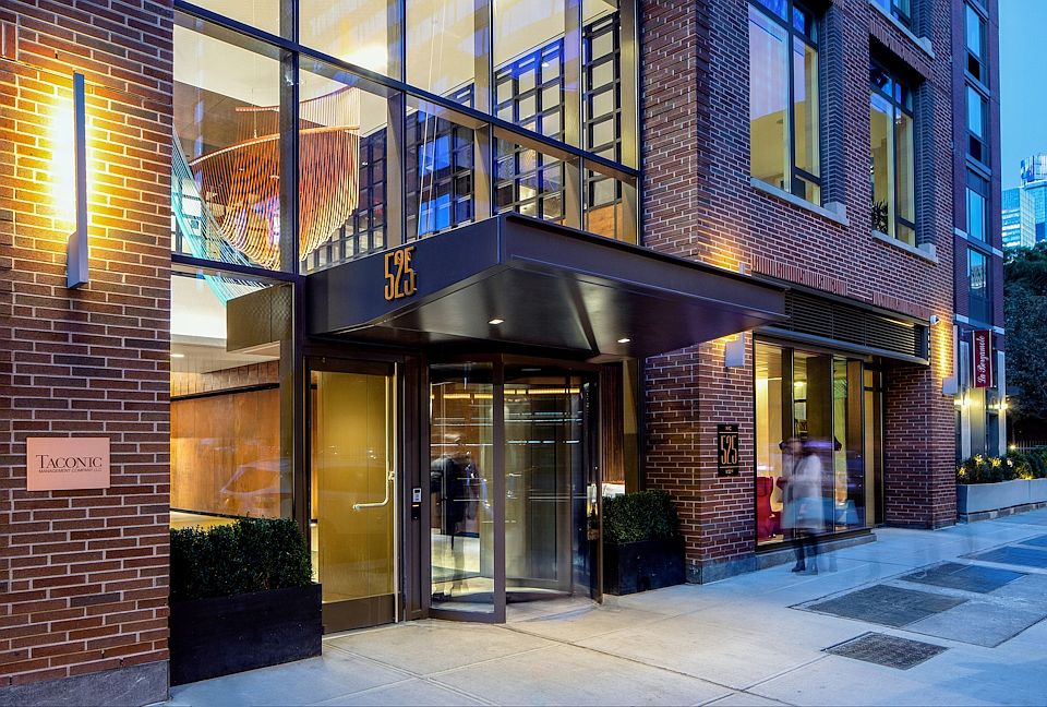 1st image of 525 W 52nd St APT 7HS