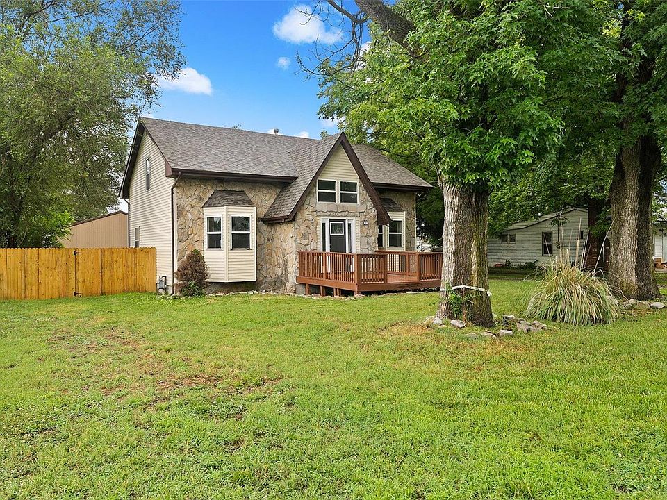 1803 State St, E Carondelet, IL 62240 Zillow