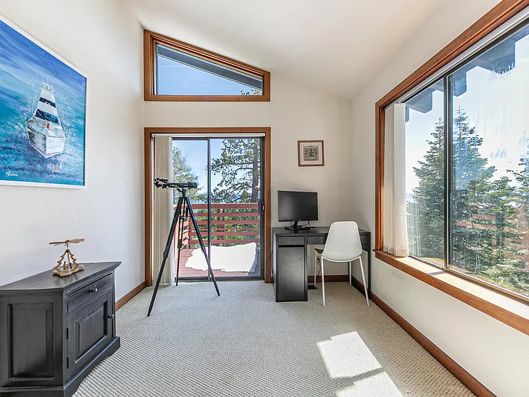 8954 Crest Dr — Photo 16