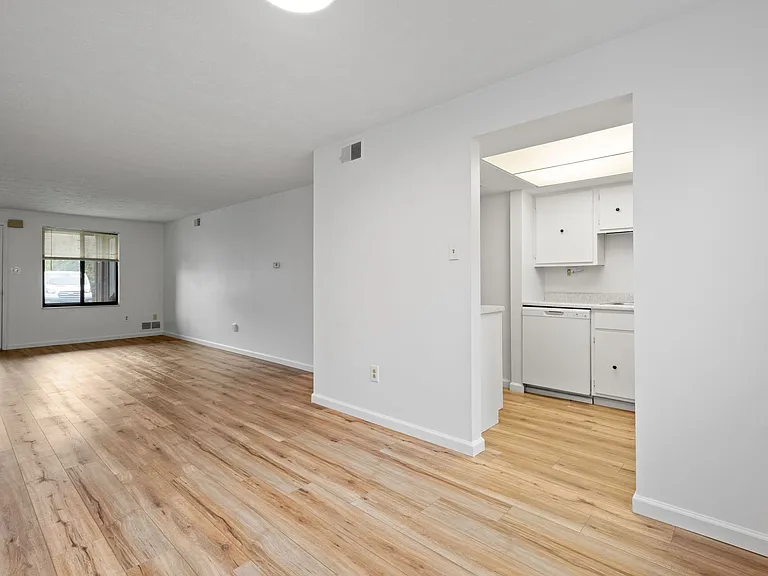 Heritage Meadows Apartments — Photo 11