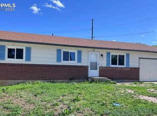 1628 Kensington Dr, Colorado Springs, CO 80906