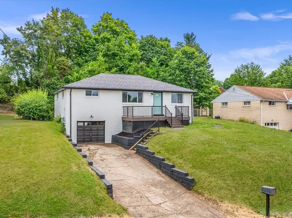 2206 Wilma Dr, Coraopolis, PA 15108