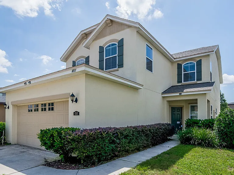 451 Forest Meadow Ln — Photo 2