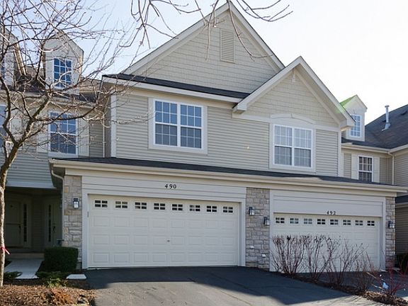 5th image of 490 Vaughn Cir #490
