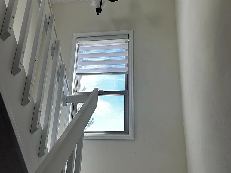 Stairs (up) to master and loft