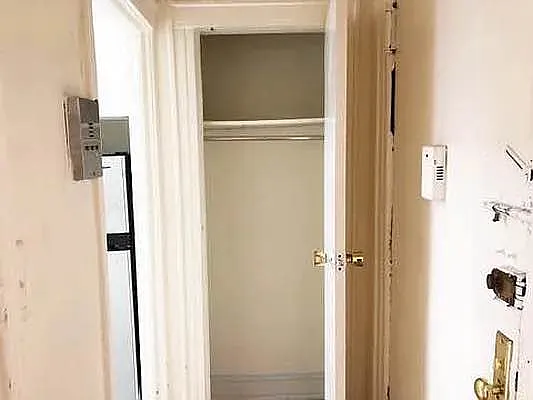 Rented by MySpaceNYC | media 7