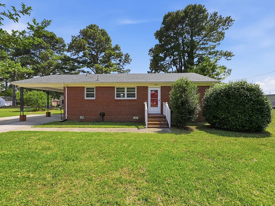 1813 Fearing Ave