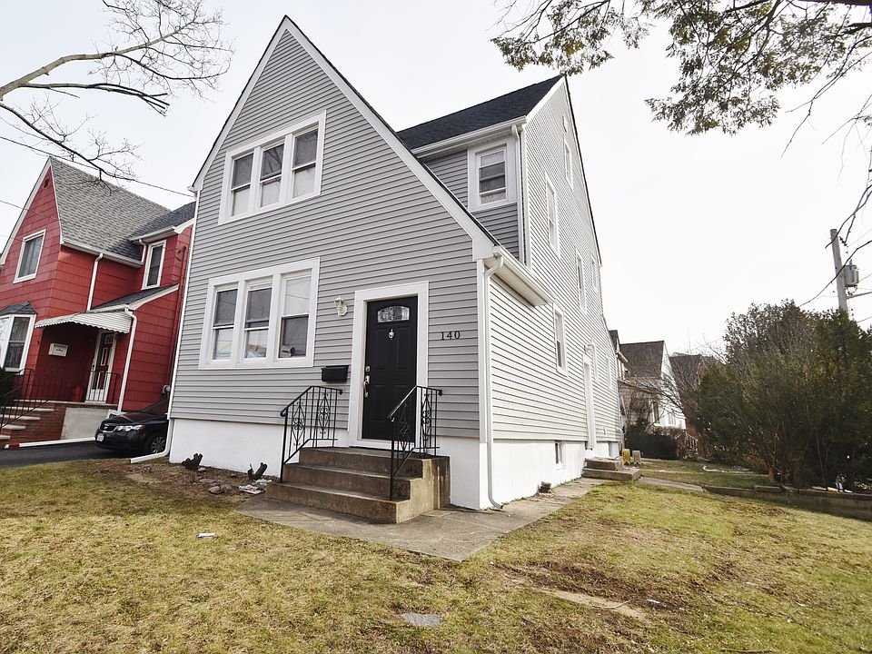 1st image of 140 Dubois Ave