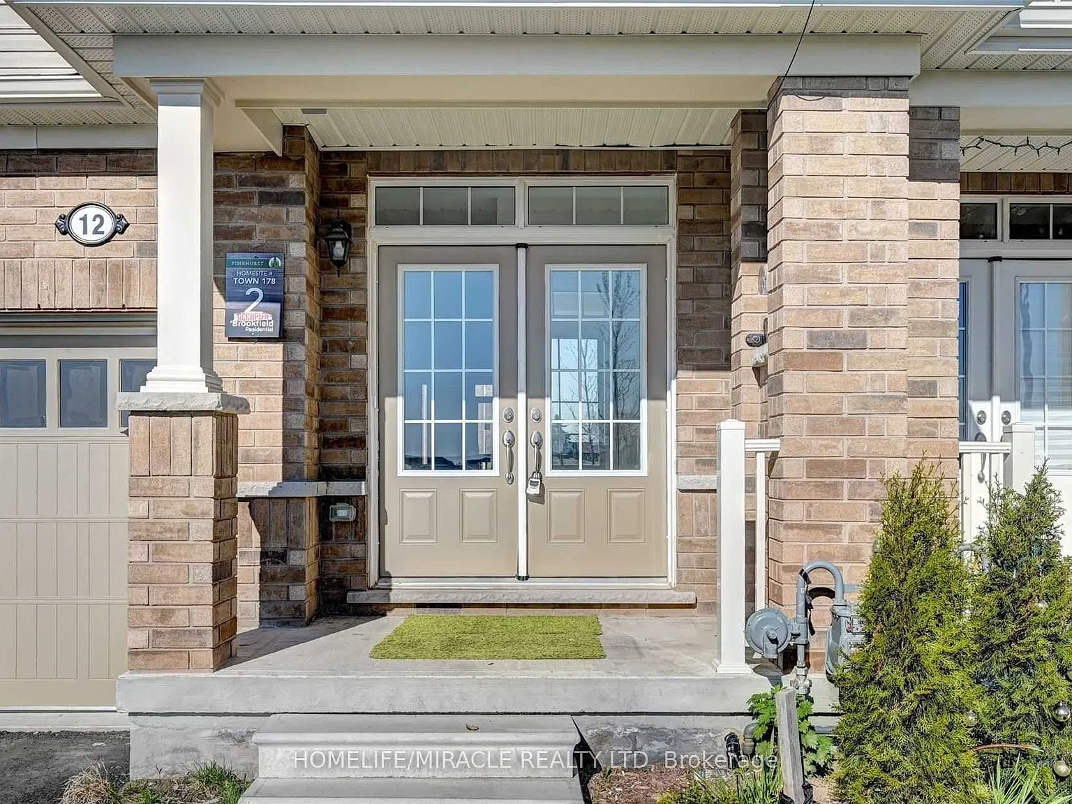 4 bed, $2,600 — Photo 2