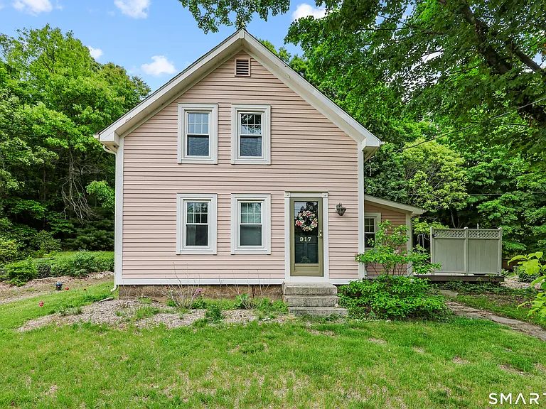 917 Hopewell Rd — Photo 2