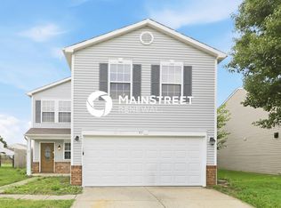 43 Frostwood Ln, Greenwood, IN 46143