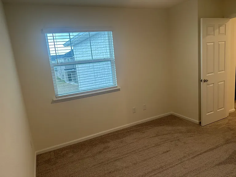 7660 Merchants Way — Photo 26