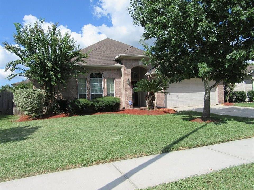 1st image of 10015 Chestnut Creek Way