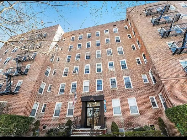 6665 Colonial Rd APT 2A, Brooklyn, NY 11220