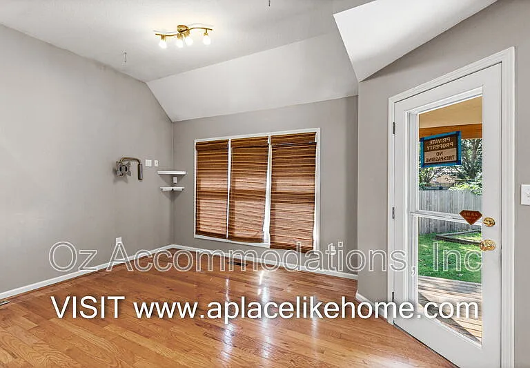 1140 SW Huntington Dr — Photo 23