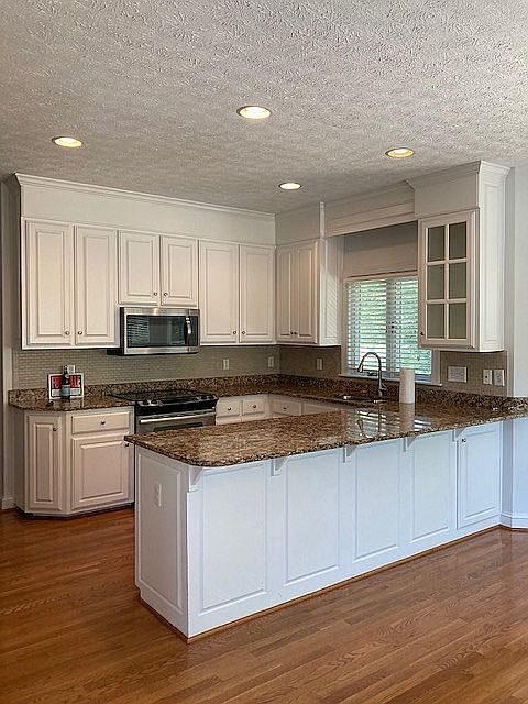 1st image of 2 Insley Cir