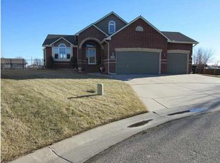 2718 N Bristol Ct, Augusta, KS 67010