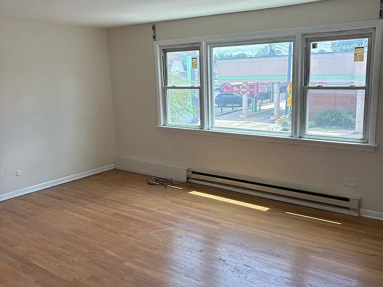 3601 N Oconto Ave — Photo 5