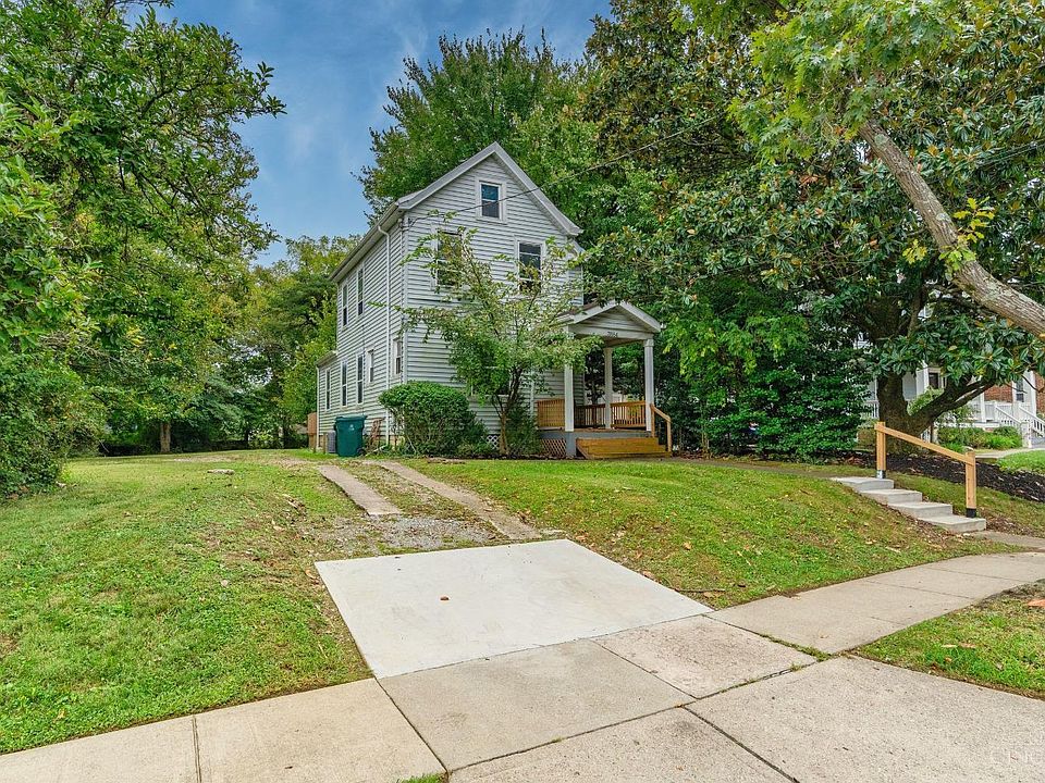 1st image of 3884 Isabella Ave