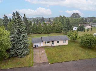 2906 John Ave, Superior, WI 54880