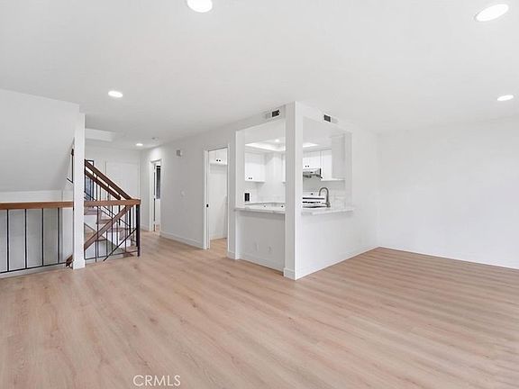 2nd image of 1070 Walnut Grove Ave APT F