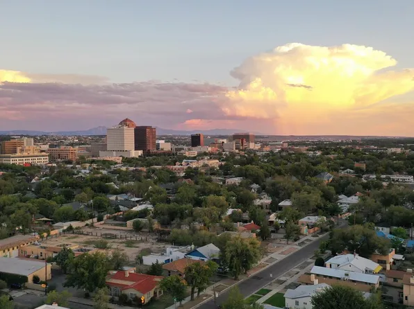 902 11th St NW, Albuquerque, NM 87102