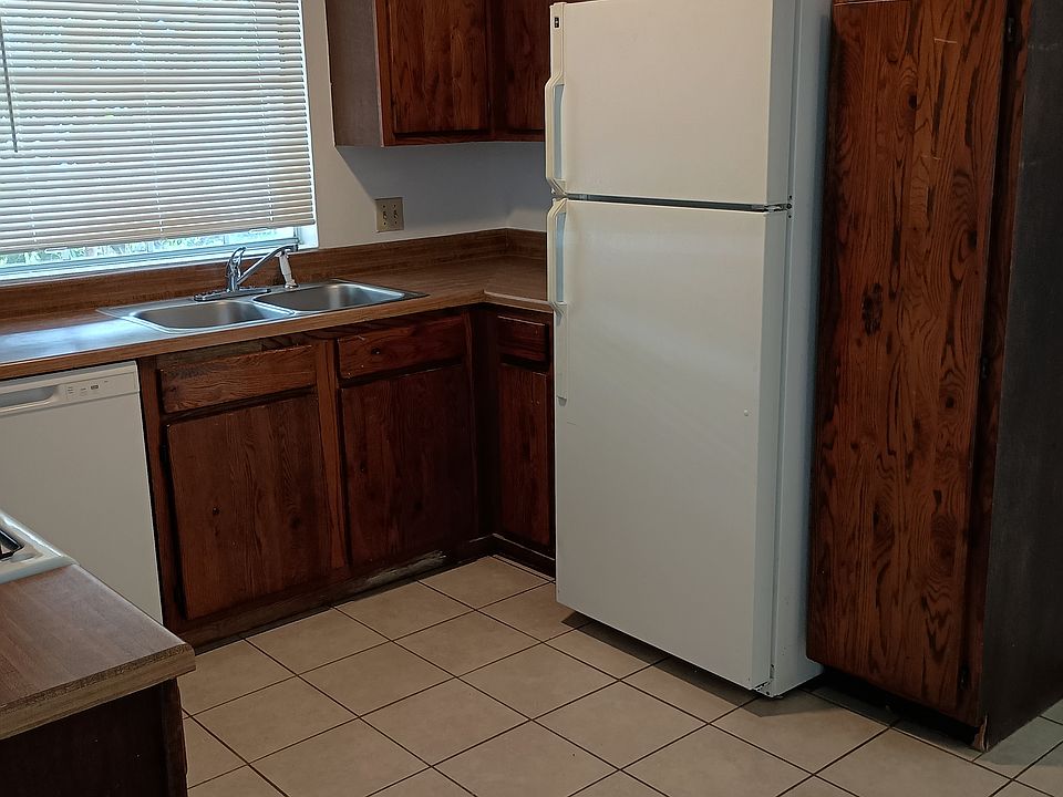 Kitchen with Fridge