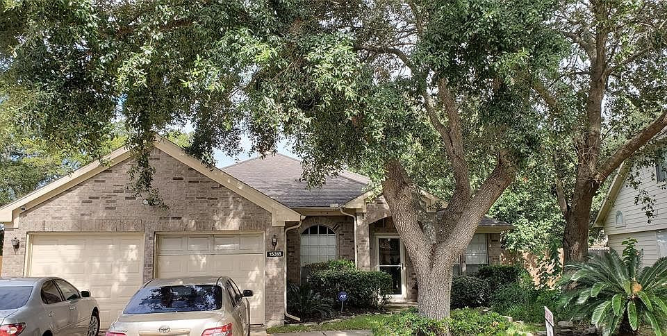 1st image of 15318 Inks Lake Dr