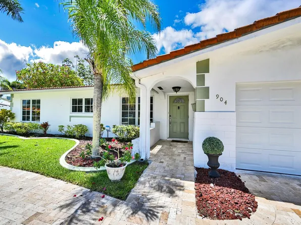 904 SE 12th St, Deerfield Beach, FL 33441