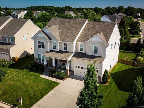 3rd image of 8678 Oakham Dr
