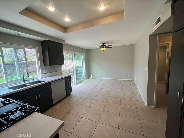 2265 Jasmine Ave — Photo 11